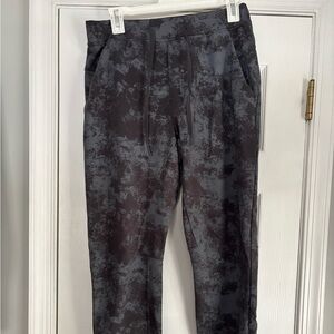 lululemon athletica Black and Gray Joggers